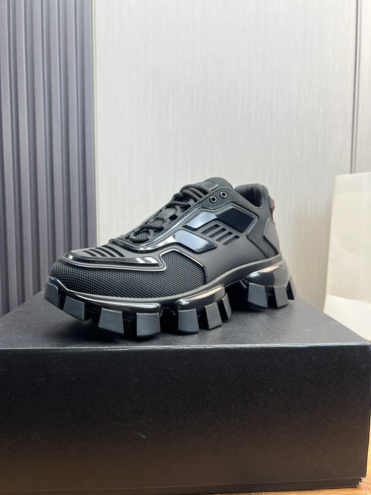 Men's shoes 💰620💰 [PRADA] Popular thick-soled shoes for couples 👩‍❤️‍👨 Available all year round ✔️Official website synchronization Original fly-knit film fabric + cowhide lining, 1⃣️ to 1⃣️ replica, original sole, 36-45 (45 made to order, non-refundable)